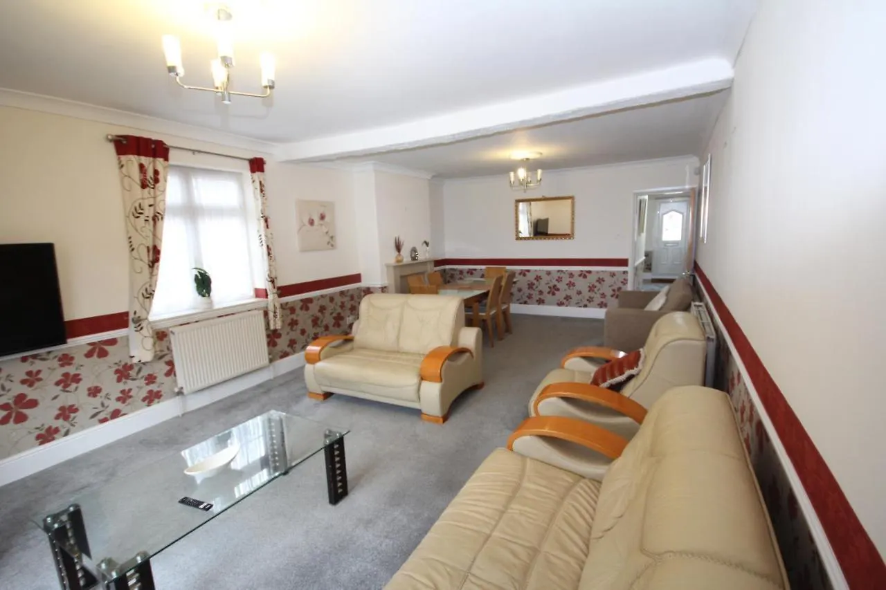 Oaks House Apartment Hanworth 0*, Hanworth (Berkshire) United Kingdom